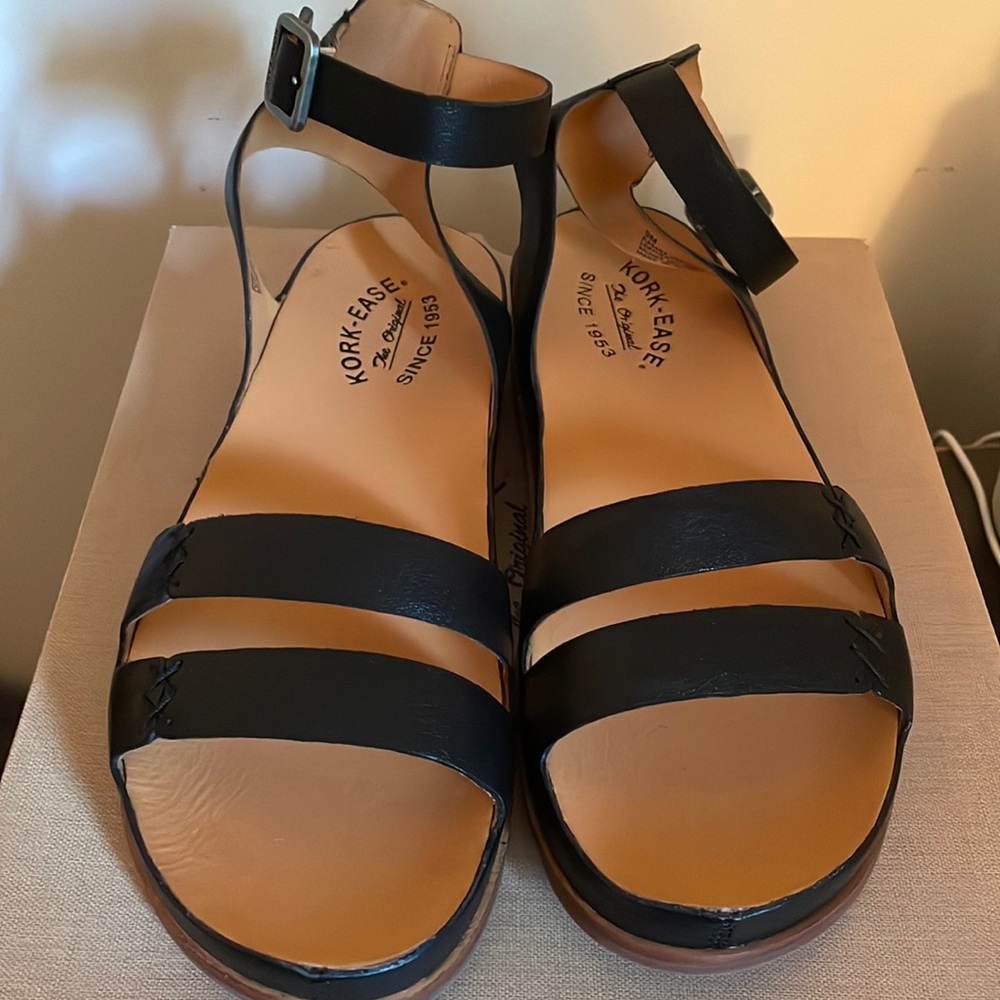 Kork-Ease Flat Strappy Sandals